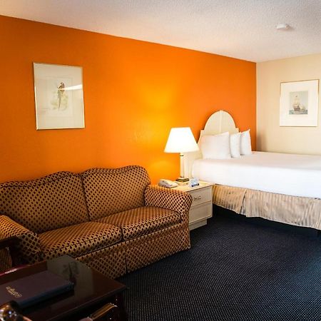 Anaheim Carriage Inn Экстерьер фото