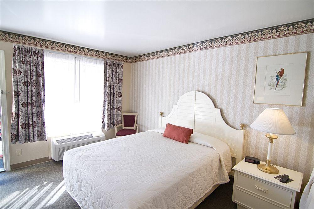 Anaheim Carriage Inn Экстерьер фото