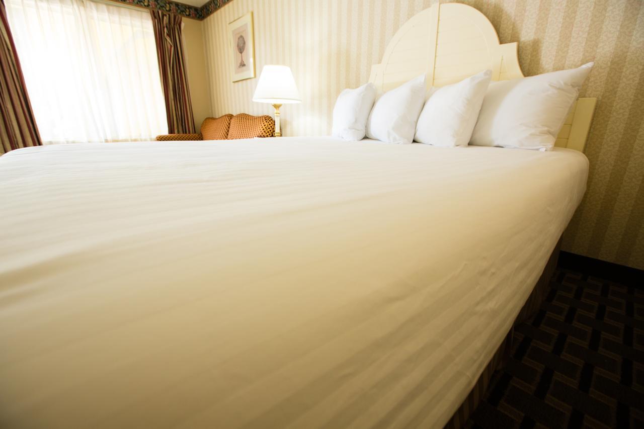 Anaheim Carriage Inn Экстерьер фото