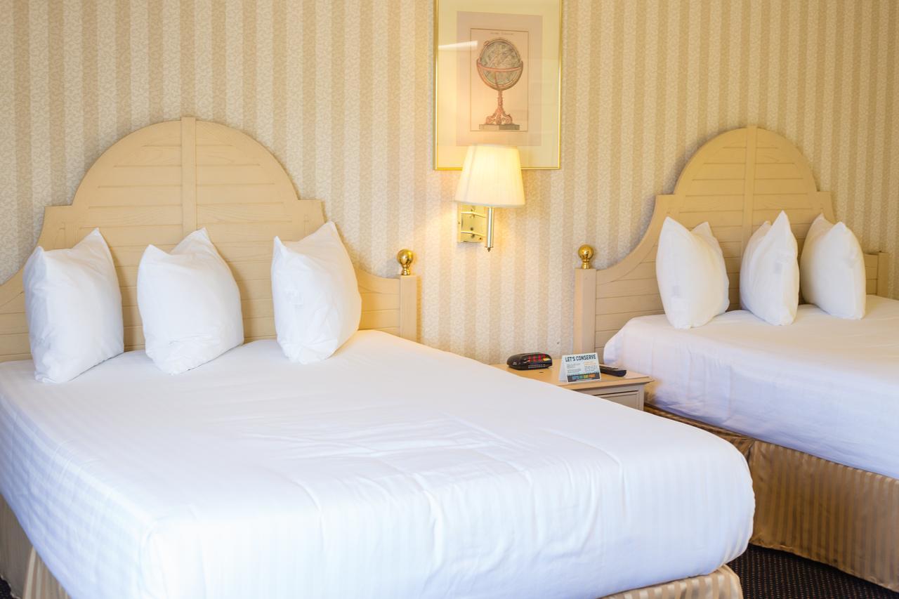 Anaheim Carriage Inn Экстерьер фото